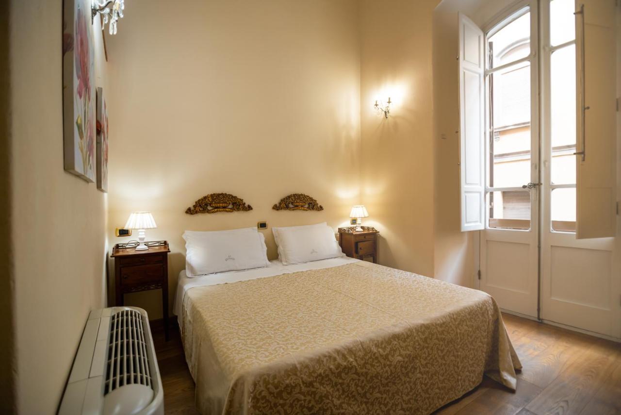 La Ghirlanda B&B カリアリ エクステリア 写真
