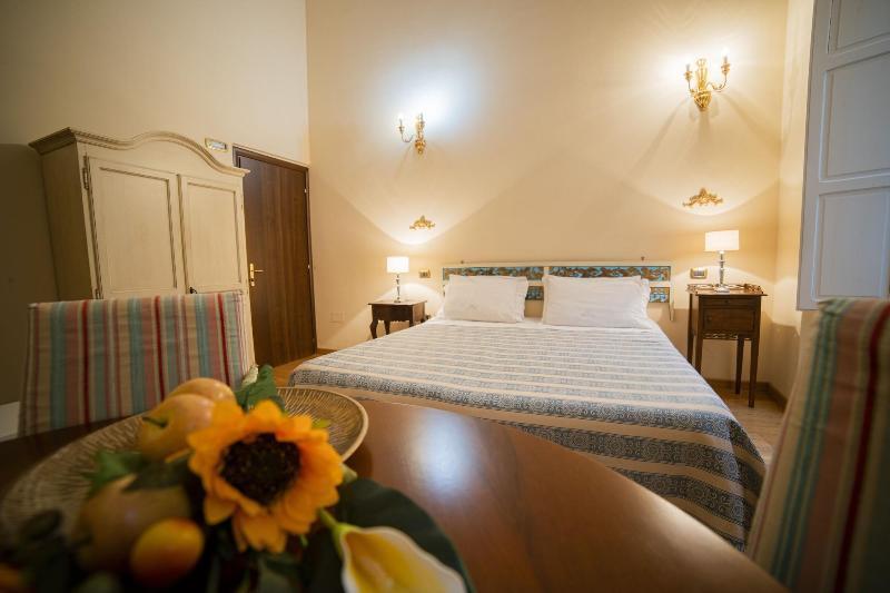 La Ghirlanda B&B カリアリ エクステリア 写真