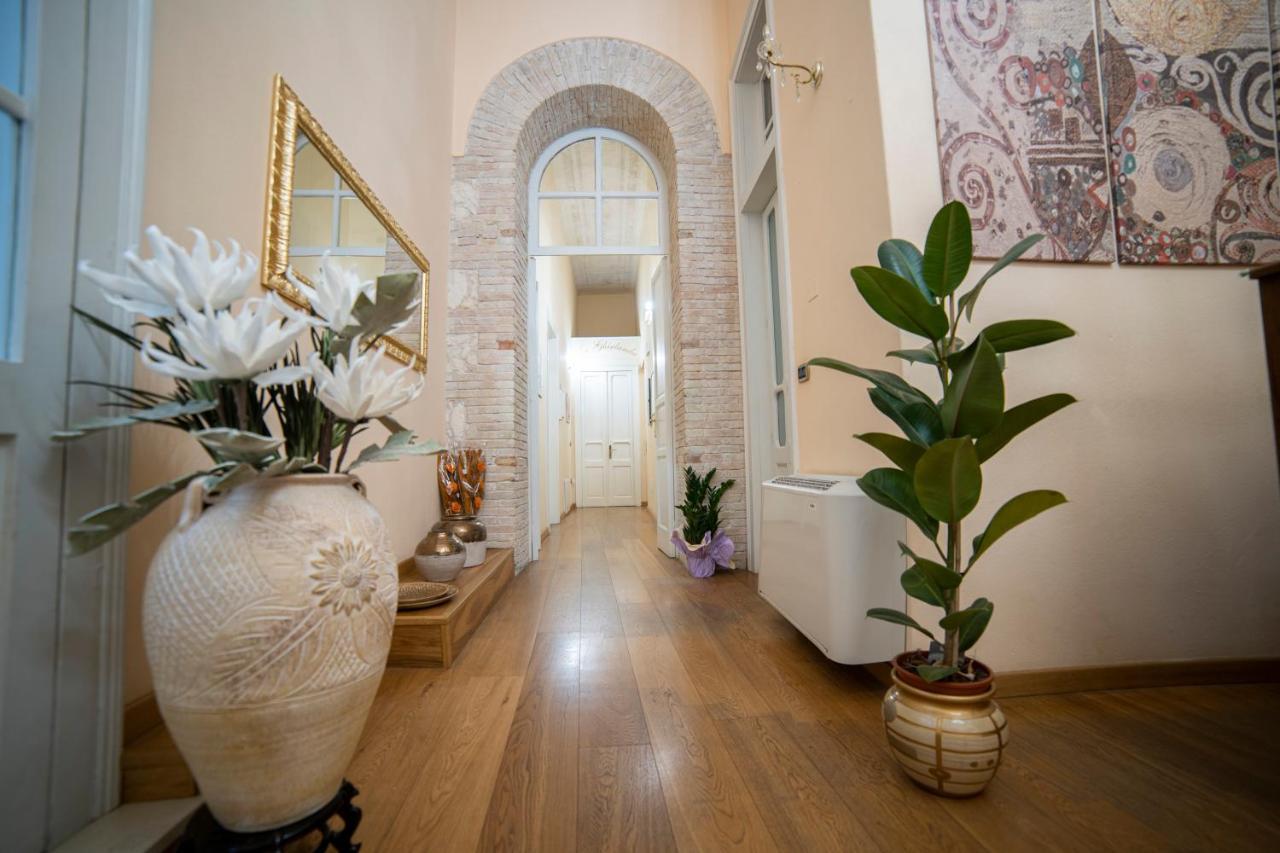 La Ghirlanda B&B カリアリ エクステリア 写真